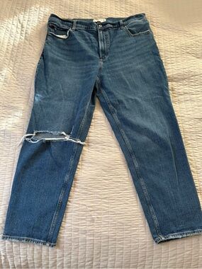 Abercrombie & Fitch Dark Blue Distressed Relaxed Jeans
